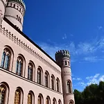 Skandinavisch Eingerichtetes Familienferienhaus 別荘