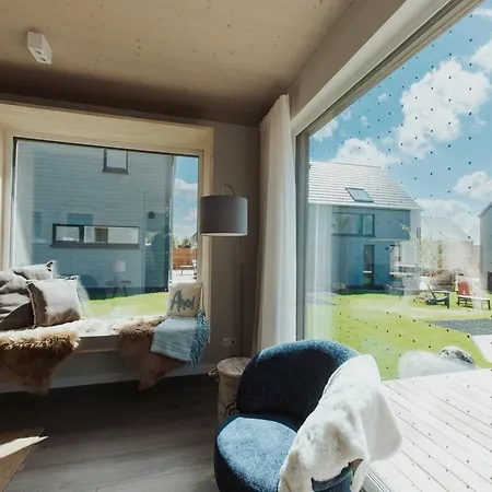 Skandinavisch Eingerichtetes Familienferienhaus Hébergement de vacances Sagard