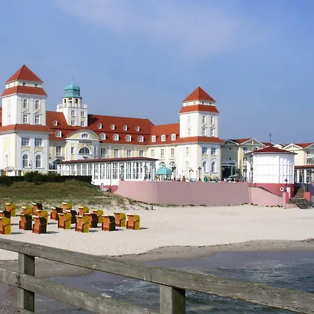 Skandinavisch Eingerichtetes Familienferienhaus Hébergement de vacances Sagard